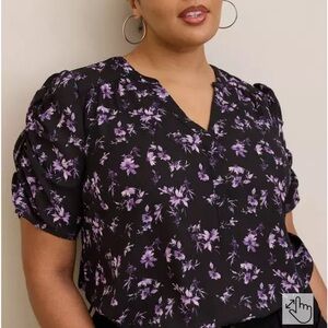 Torrid Harper Georgette Ruched Short Sleeve Blouse - PTP 25